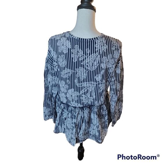 Zara Trafaluc Floral Peplum Top. Size S. - Picture 4 of 8